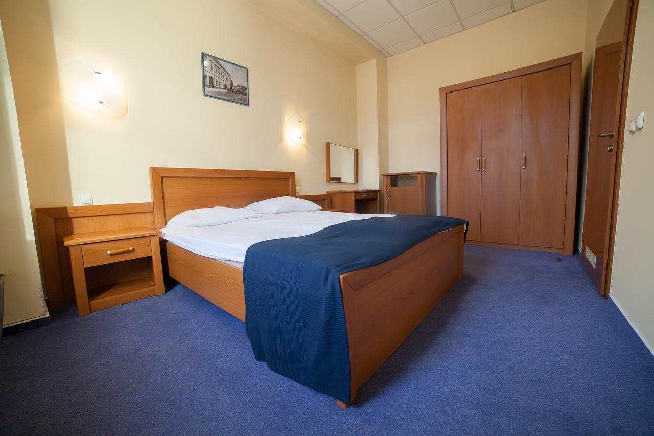 Hotel Pakrac Buitenkant foto