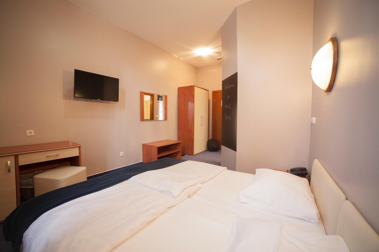 Hotel Pakrac Buitenkant foto